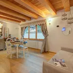 Cozy Nest In - Happy 아파트