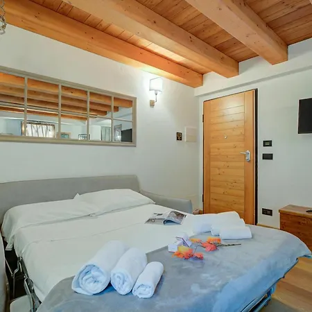 Cozy Nest In - Happy