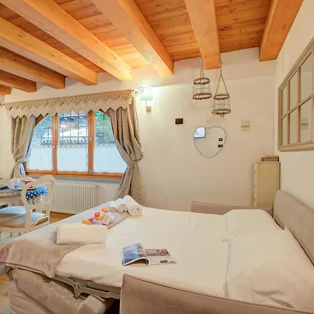 아파트 Cozy Nest In The Old Town Of Bardonecchia - Happy Rentals 바르도네키아